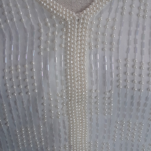 Reggio 100% silk beaded-lined cream top. - Picture 5 of 6